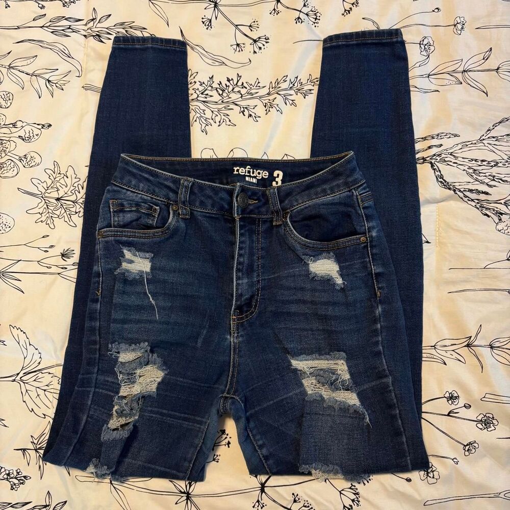 Unbranded Women's Navy and Blue Jeans